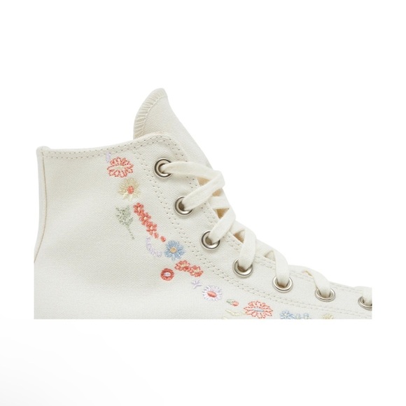Converse Chuck Taylor All Star Lift Platform Embroidered Floral - Egret Size 5 - Picture 2 of 9